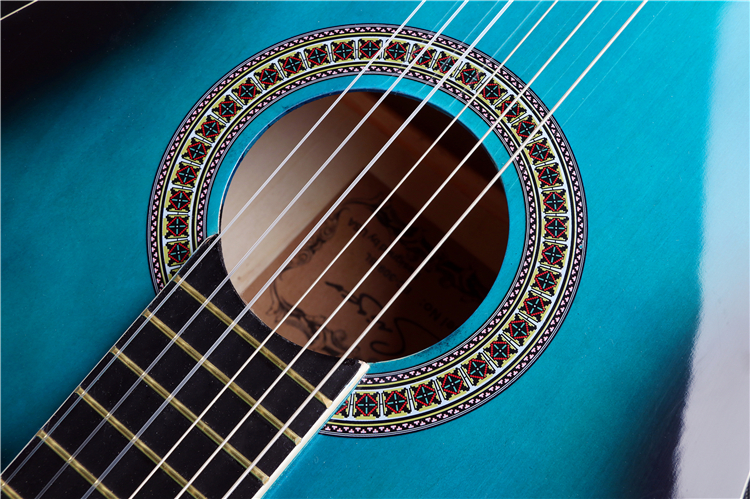 Al por mayor Guitarra cl&aacute;sica con cuerdas de nailon (5)