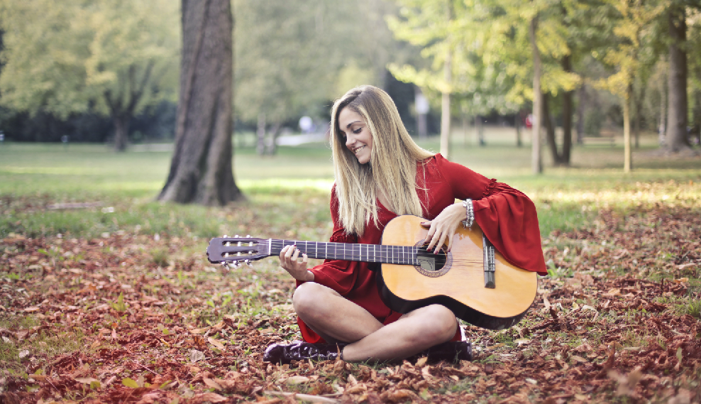 ¿Cómo mantener tu guitarra en óptimas condiciones y prolongar su vida útil?