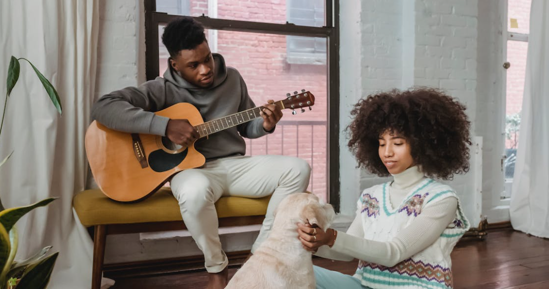 Cómo tocar con guitarra infinitas posibilidades y creatividad.